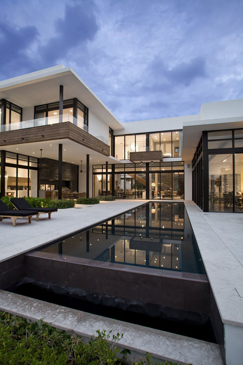 Резиденция Южного острова в Голден-Бич, Флорида, спроектирована компанией KZ Architecture.