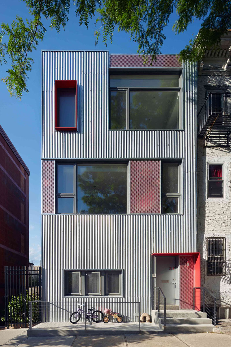 Таунхаус на Южном склоне в Бруклине, штат Нью-Йорк, спроектированный архитектурой Etelamaki Architecture.