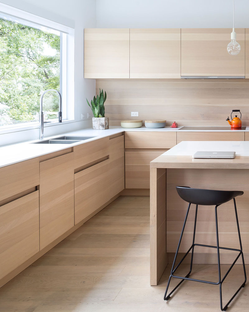 Идея дизайна кухни - Альтернативы фурнитуры для шкафов // Включите углубление в дизайн кухонных шкафов.