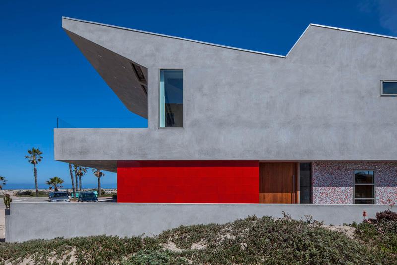 Серебряный пляжный домик от Роберта Керра Архитектура