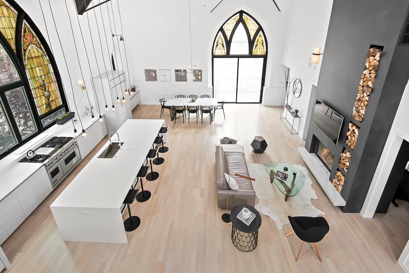 Преобразование церкви по проекту Linc Thelen Design с архитекторами Scrafano Architects 