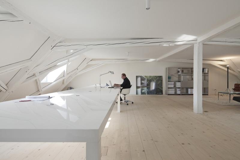 Кирхплац Офис + Резиденция от Оппенгейм Архитектура + Дизайн