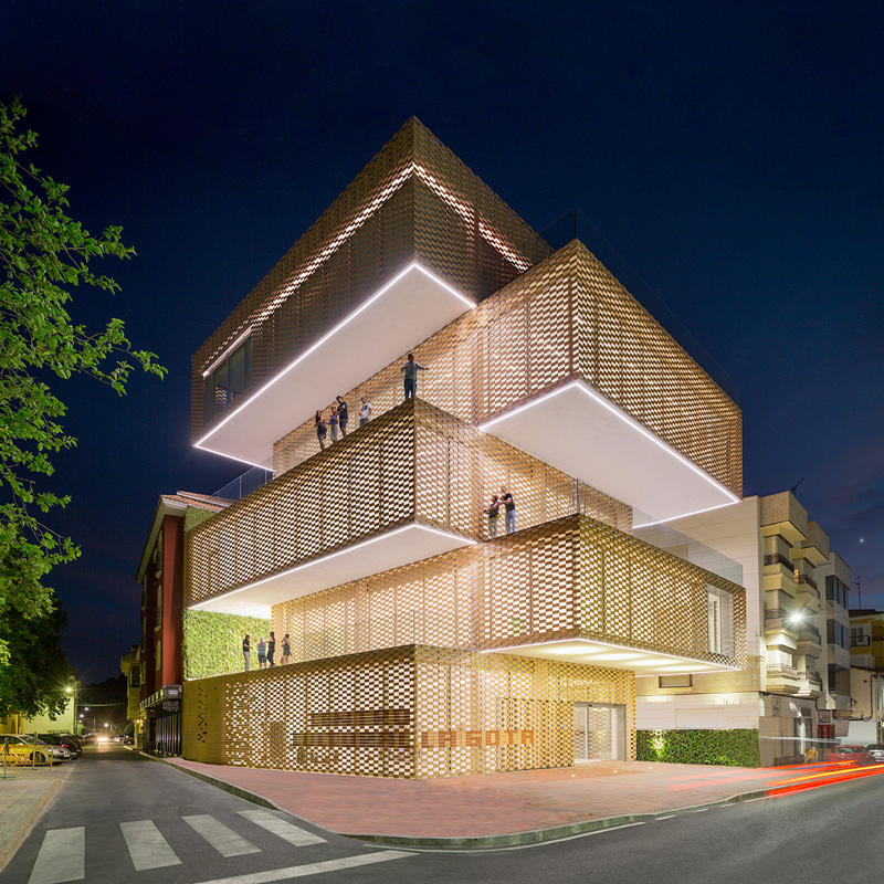 Культурный центр Ла Гота и музей табака от Losada Garcia Architects