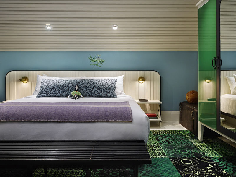 Идеи дизайна гостиничных номеров для использования в собственной спальне // Добавьте скамейку в конце кровати.