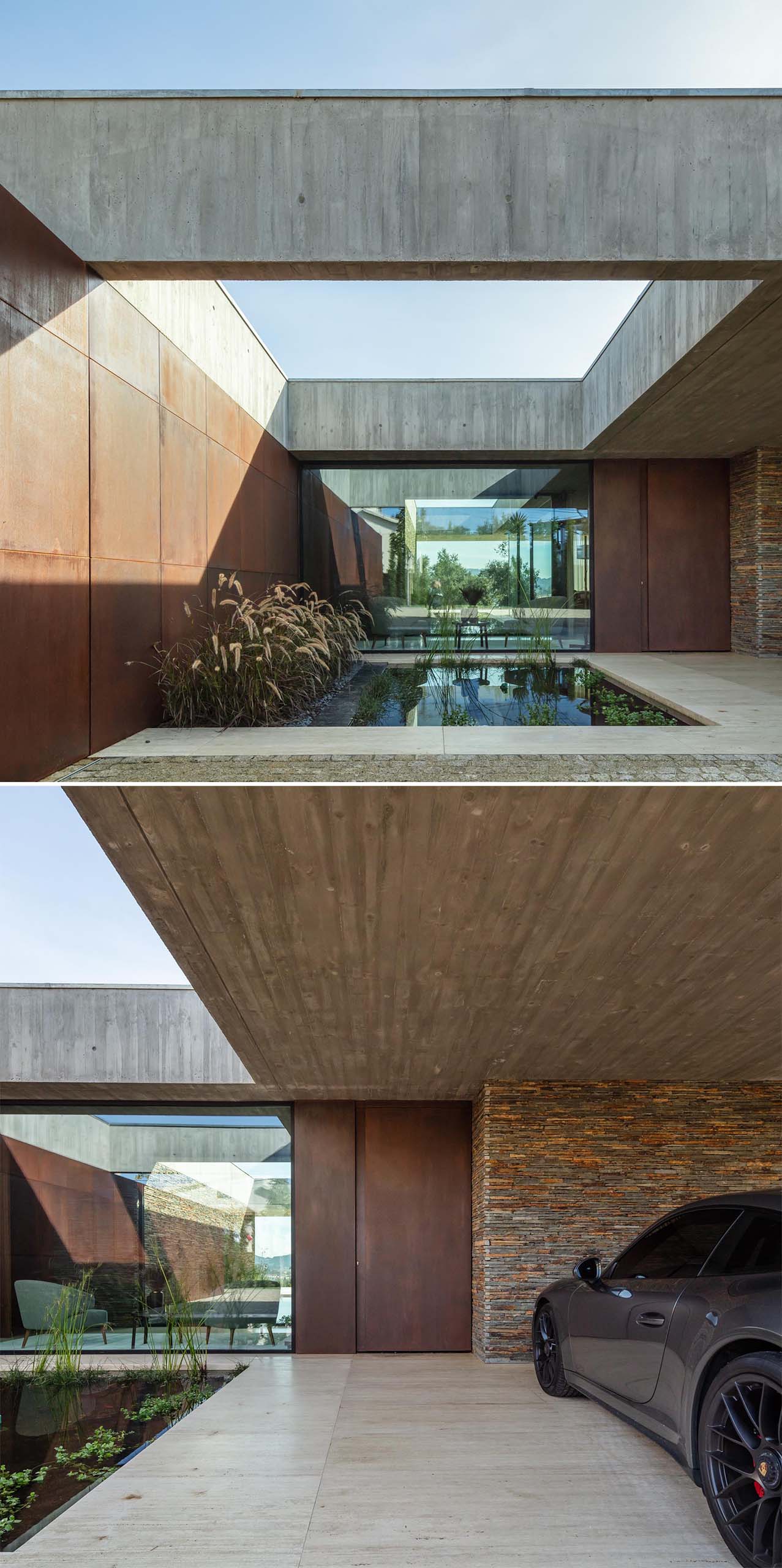 Современный бетонный дом с акцентными стенами из обветренной стали и сланцевого камня и водным элементом с растениями.