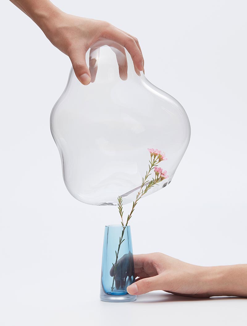 Студия дизайна Yuhsien создала коллекцию современных ваз, вдохновленных необычным и уникальным внешним видом пузырей. # МодернВаза # МодернДекор
