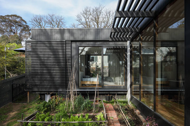  Chiverton Architects спроектировали современную пристройку к викторианскому дому в Айвенго, Мельбурн. #ModernExtension 