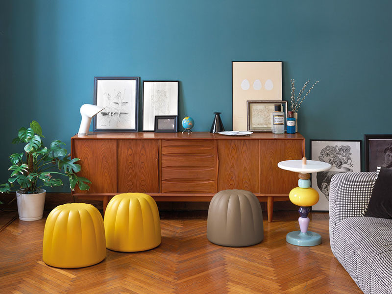 Итальянский архитектор и дизайнер Роберто Паоли создал коллекцию Gelée, группу современной домашней и уличной мебели, вдохновленную формой и мягкостью желейных конфет. # Современная мебель # Внутренняя мебель # Наружная мебель # Веселая мебель