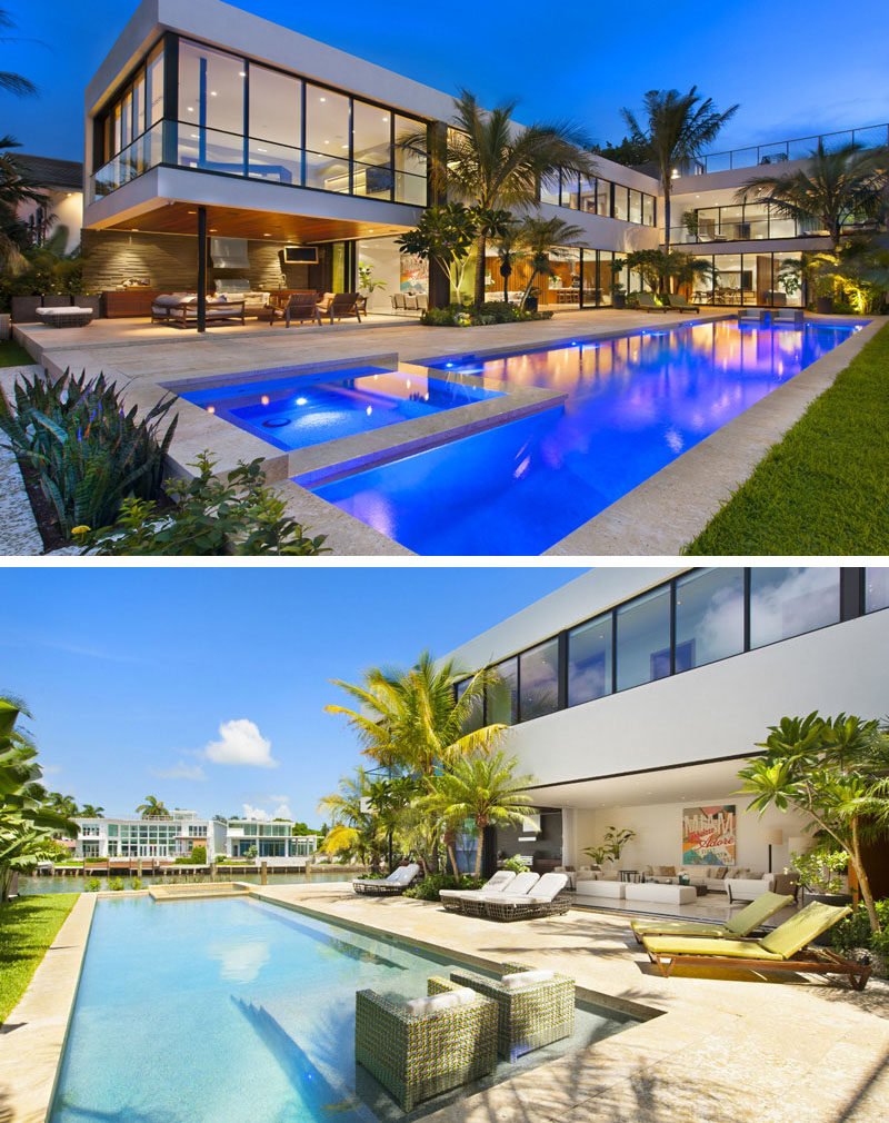 14 примеров современных пляжных домиков // Большой бассейн и множество пальм придают этому пляжному домику в Майами тропическое ощущение, которым можно наслаждаться даже в не очень удачный день.