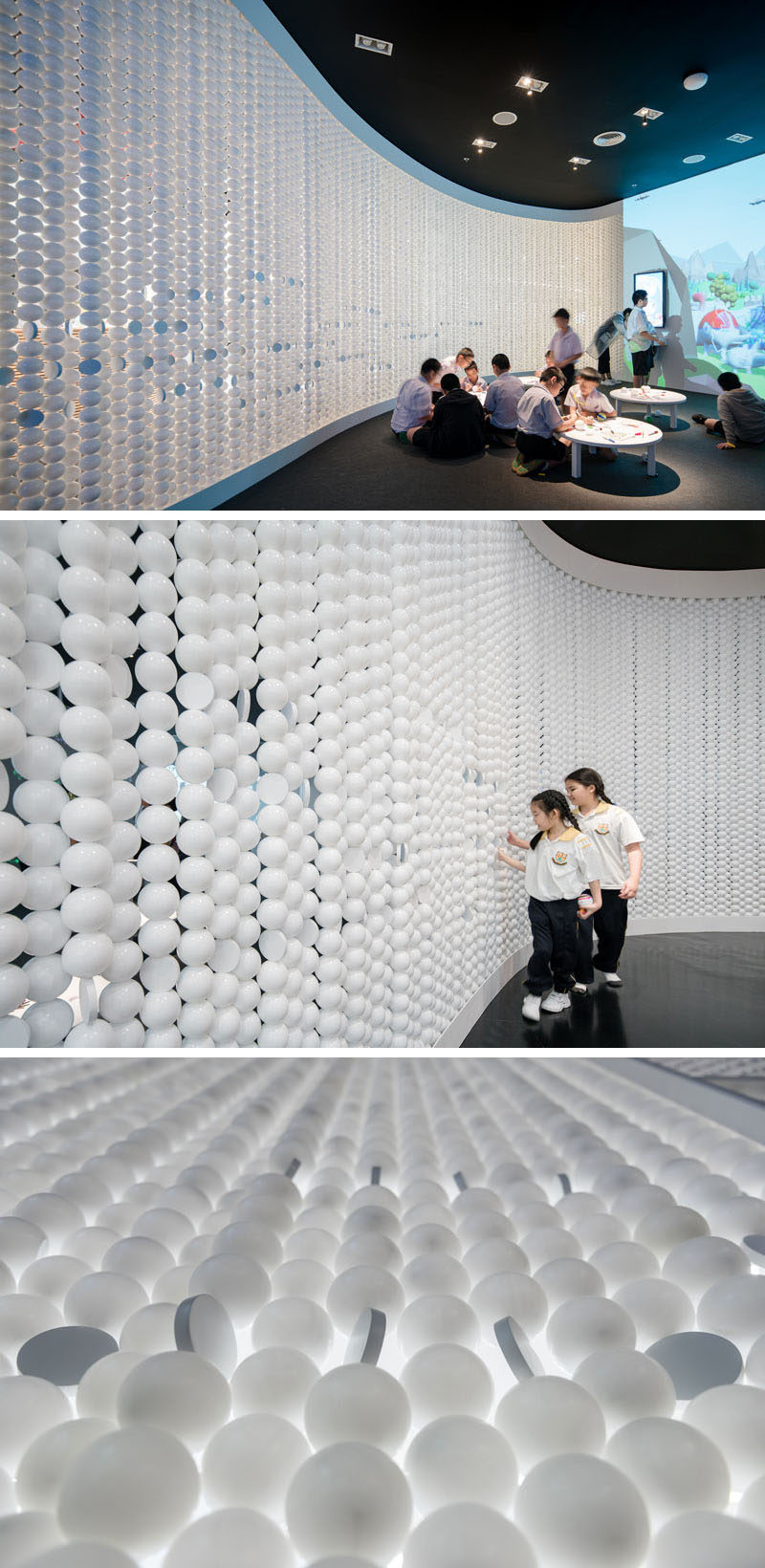  Стены из белых шаров придают этому современному игровому пространству уникальный и привлекательный вид. # РетейлДизайн # Стены # ИнтерьерДизайн 
