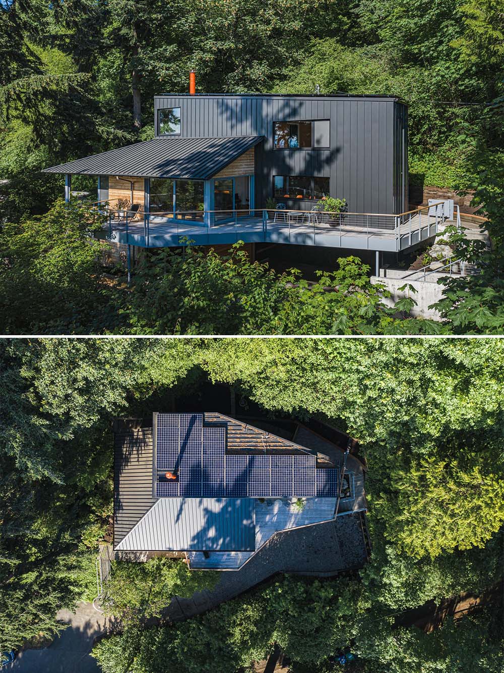 Этот дом, расположенный на крутом участке, с обновленным фасадом из черного металла и дерева увенчан солнечными батареями на крыше.