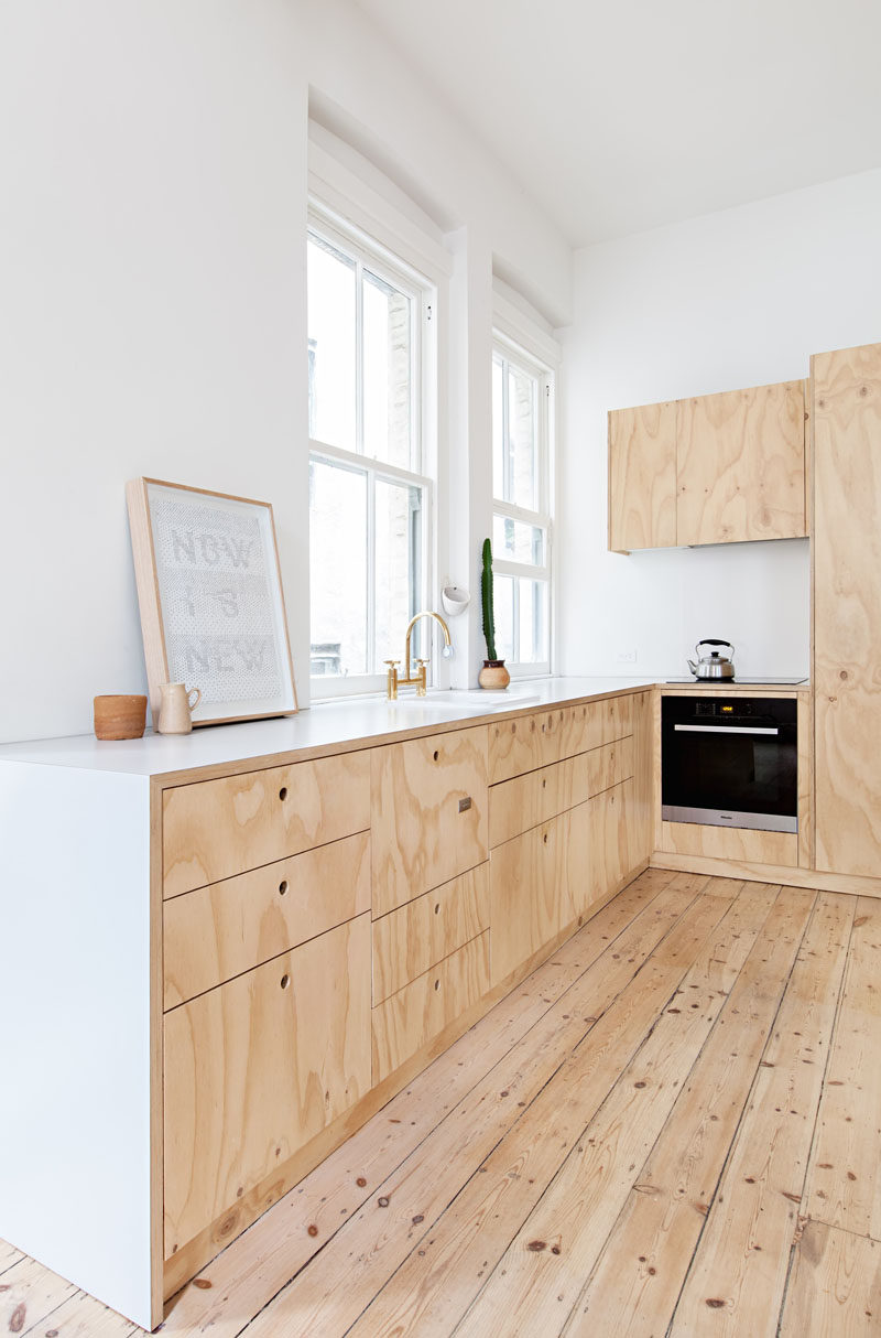 10 ключевых особенностей скандинавского дизайна интерьера // Дерево. Будь то пол, стены, шкафы или игрушки, в скандинавском дизайне много дерева. #ScandinavianInterior #InteriorDesign #HomeDecor