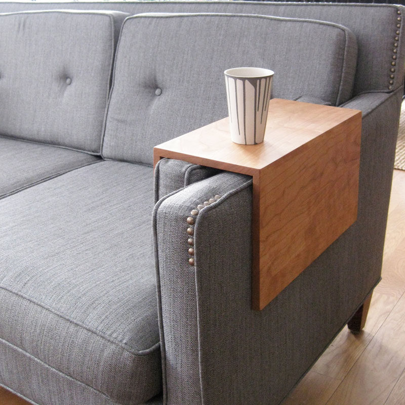 Что такое чехол для дивана? Чехол для дивана - это решение, когда вам нужно дотянуться до журнального столика, чтобы взять пульт от телевизора, чашку кофе, книгу или что-нибудь еще, что всегда слишком далеко.